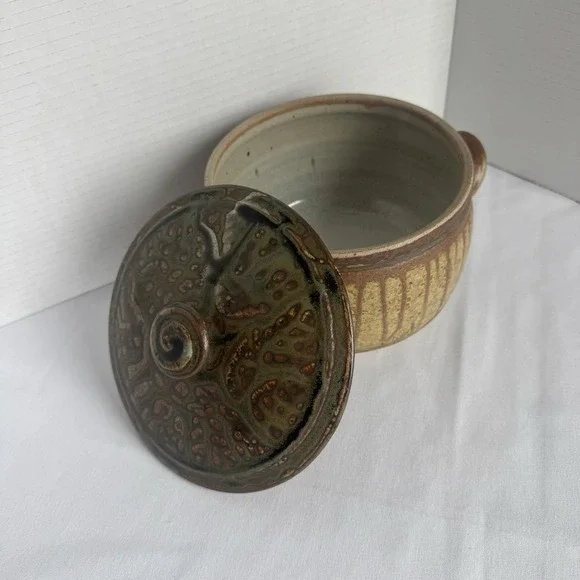 Studio Pottery Lidded Casserole Dish Signed Drip Glaze Earth Tone MCM Organic - Picture 12 of 12